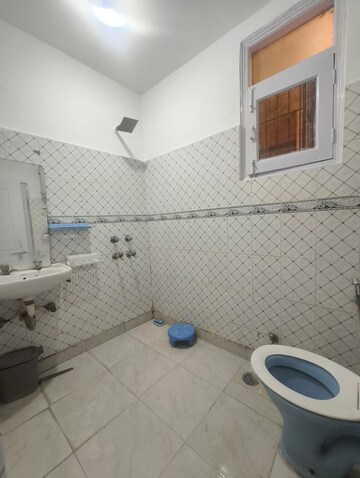 Bathroom in 2 BHK Builder Floor at Saket – for Rent