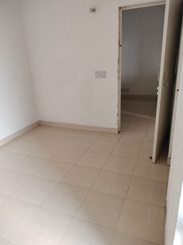 Room in 3 BHK Apartment at Manimajra – for Rent