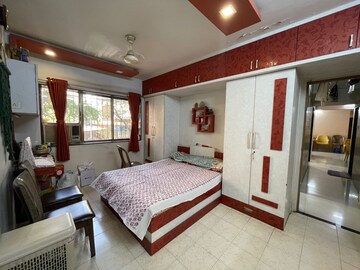 Master Bedroom in 3 BHK Apartment at Raj Umang 2, Dahisar East – for Sale