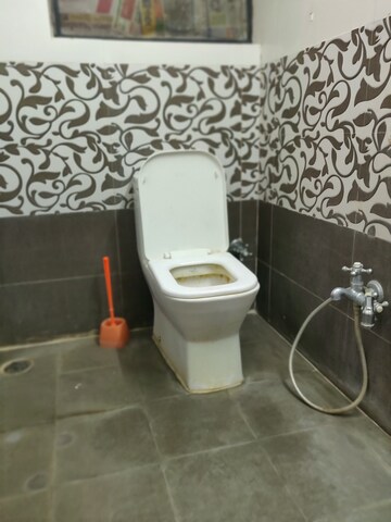 Bathroom in 2 BHK Apartment at Keshav Dale Apartment, Khairatabad – for Rent