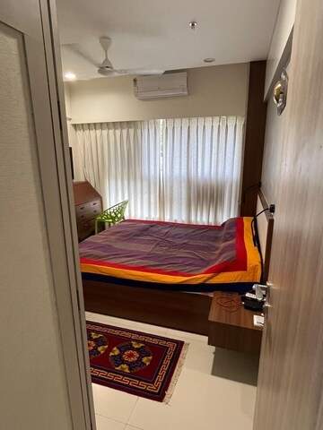 Bedroom in 3 BHK Apartment at Chembur – for Rent