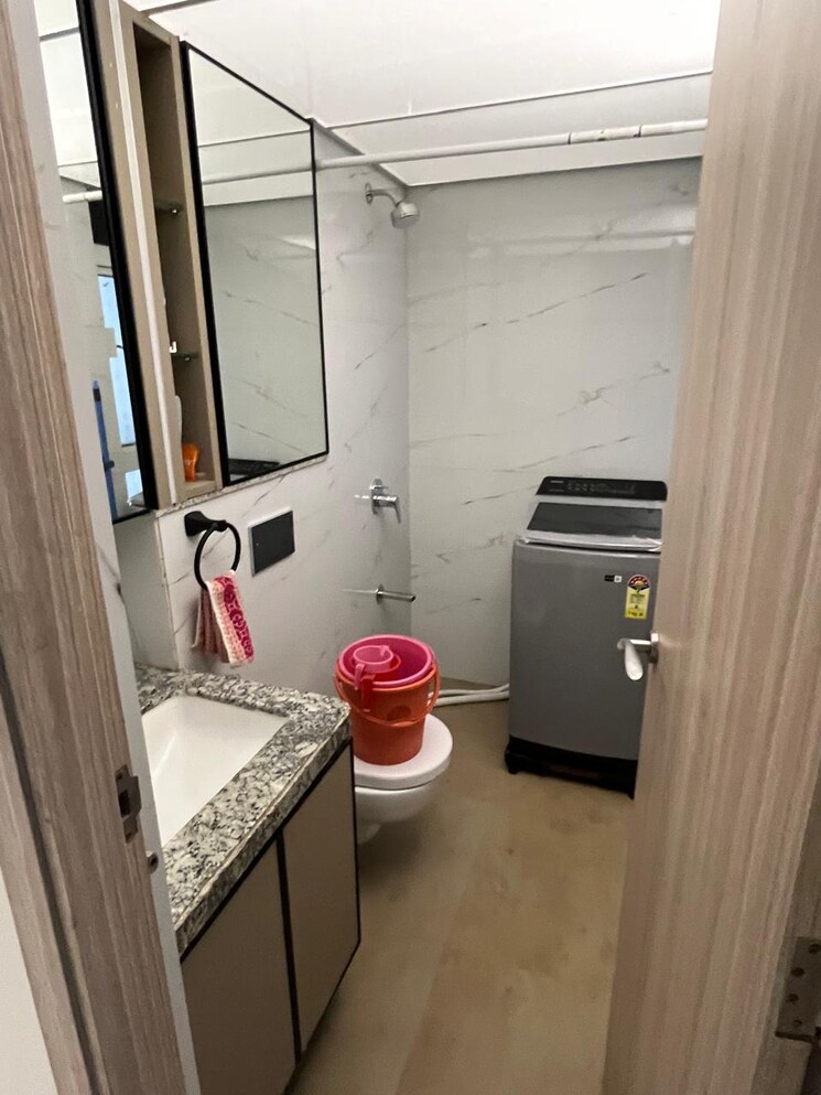 Bathroom, chembur 3 Bedroom 1400 Sq.Ft. Apartment In Chembur Mumbai 8192613