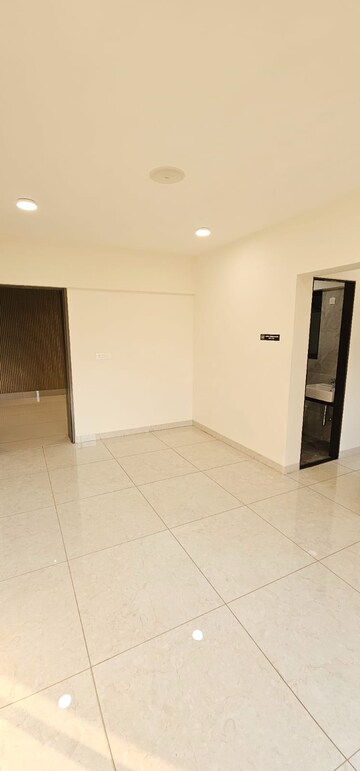 1 BHK Apartment For Sale in Chandak Highscape City, Chembur