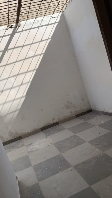 Staircase in 3 BHK Builder Floor at Sector 43 – for Sale