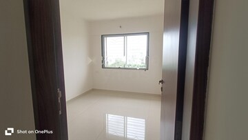 Room in 2 BHK Apartment at Sukhwani Hermosa Casa, Mundhwa – for Rent