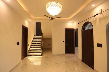 5 BHK Independent House For Rent in Sushant Vyapaar Kendra Sector 43 Gurgaon  8192685