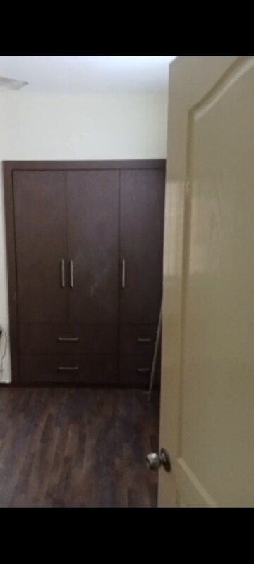 Furnished Amenities in 3 BHK Apartment at Jaypee Greens Aman, Sector 151 – for Rent