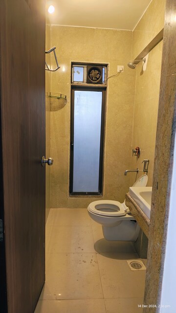 Bathroom in 3 BHK Apartment at HDIL Metropolis Residences, Andheri West – for Sale