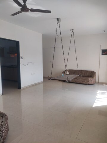 2 BHK Apartment For Rent in Supreme Estado, Baner