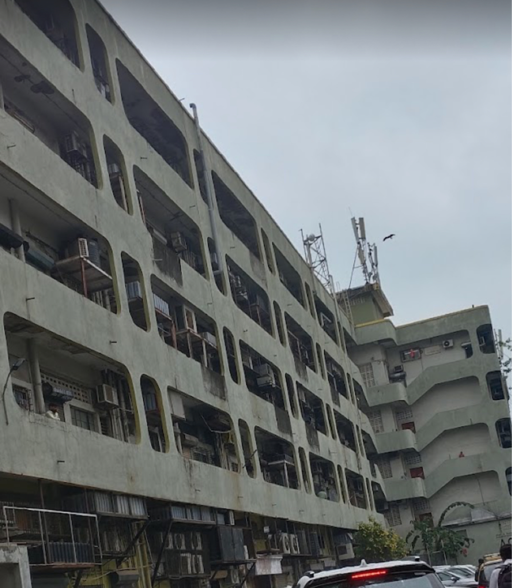 Office Space For Sale in Shah & Nahar 