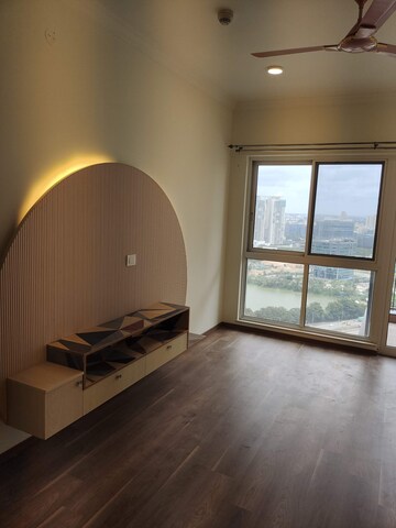 Room in 4 BHK Apartment at SNN Clermont, Hebbal – for Rent