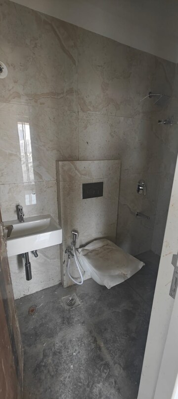 Bathroom in 1 BHK Apartment at Jivan Prakash Apartment, Matunga West – for Rent