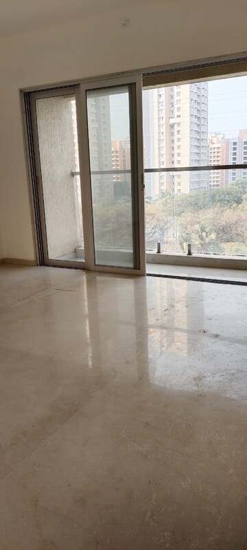 Room in 3 BHK Apartment at Kbj One, Goregaon West – for Sale