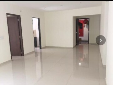 Room in 2 BHK Apartment at Runwal Serene, Govandi East – for Sale