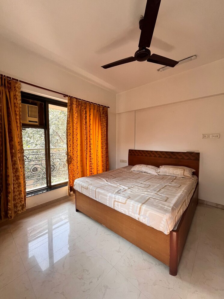 Bedroom, juhu 2 Bedroom 900 Sq.Ft. Apartment In Juhu Mumbai 8193243