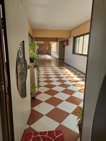 Bedroom in 2 BHK Apartment at Seawoods – for Rent