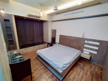 Bedroom in 3 BHK Apartment at Thane West – for Rent