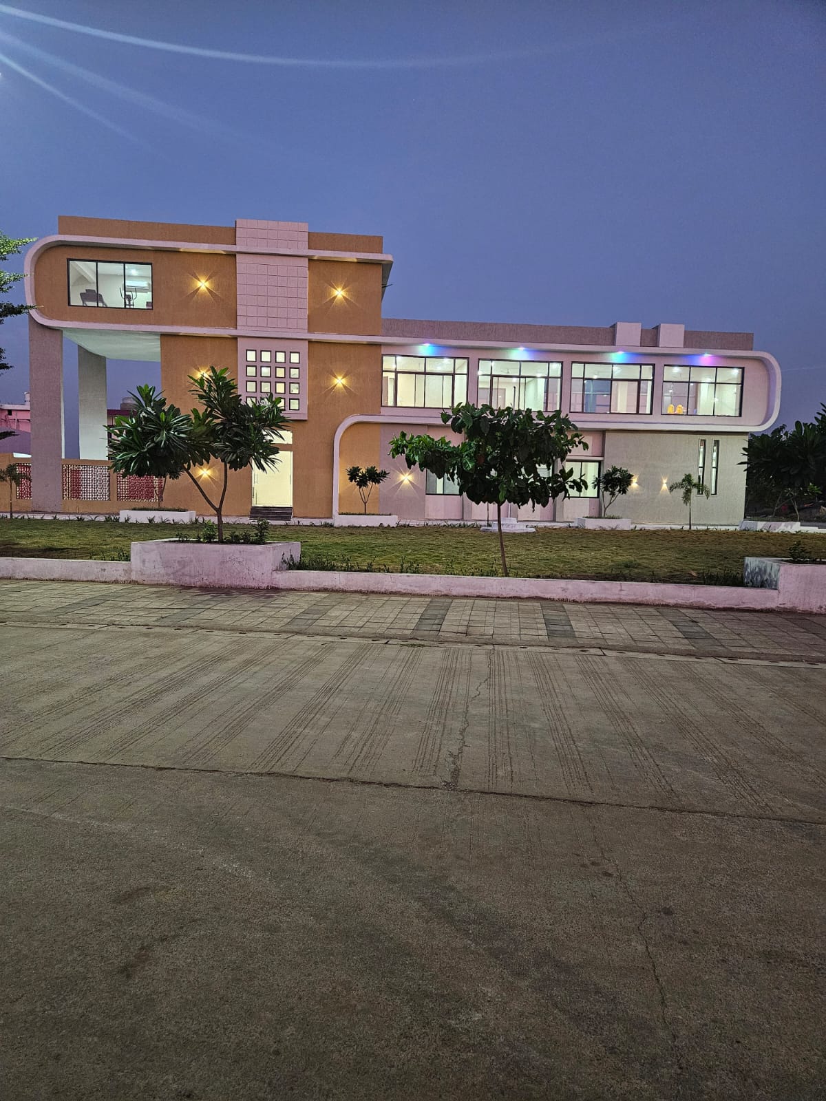 Plot For Sale in Swastik Park Avenue 