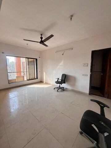 Room in 1 BHK Apartment at Juhu – for Sale