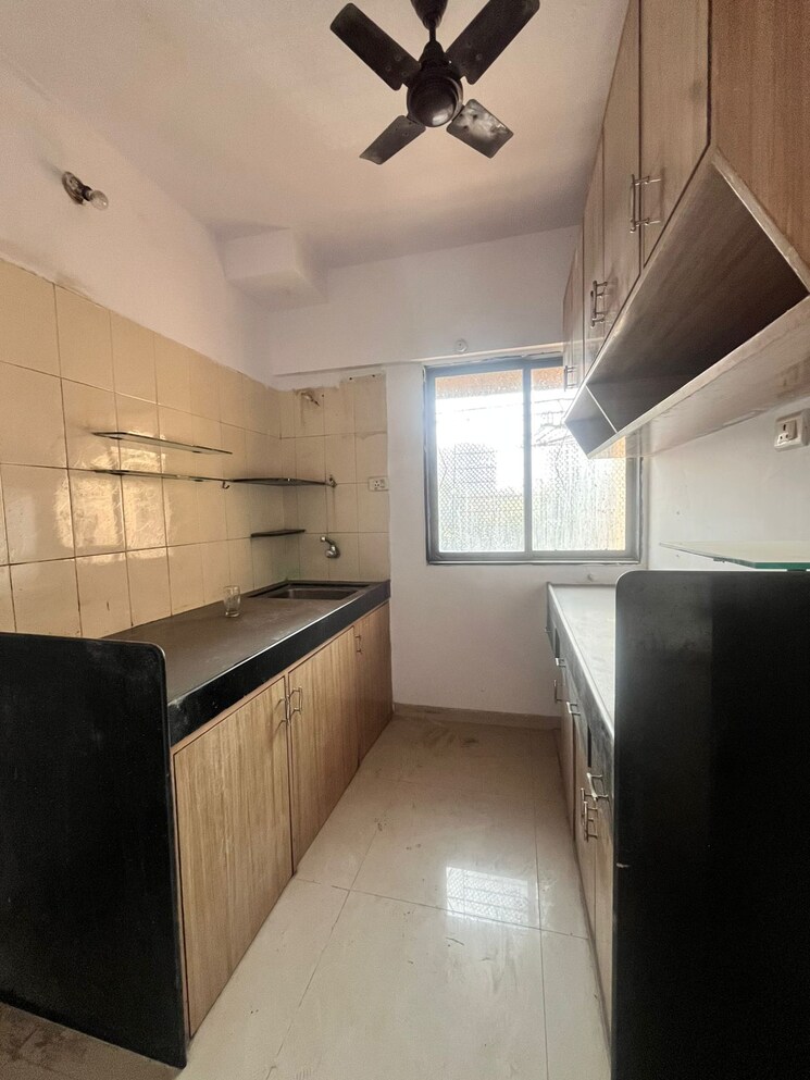 Kitchen, juhu 1 Bedroom 650 Sq.Ft. Apartment In Juhu Mumbai 8193314