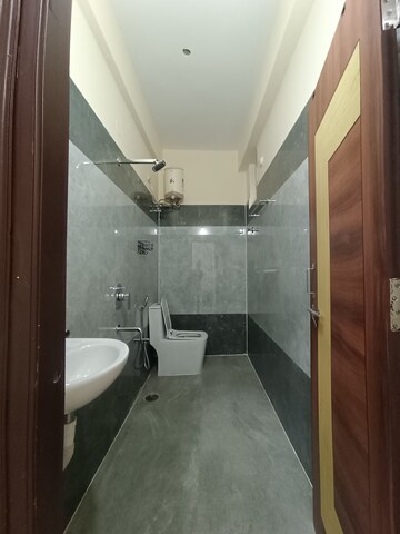 Bathroom in 2 BHK Apartment at Kondapur – for Rent
