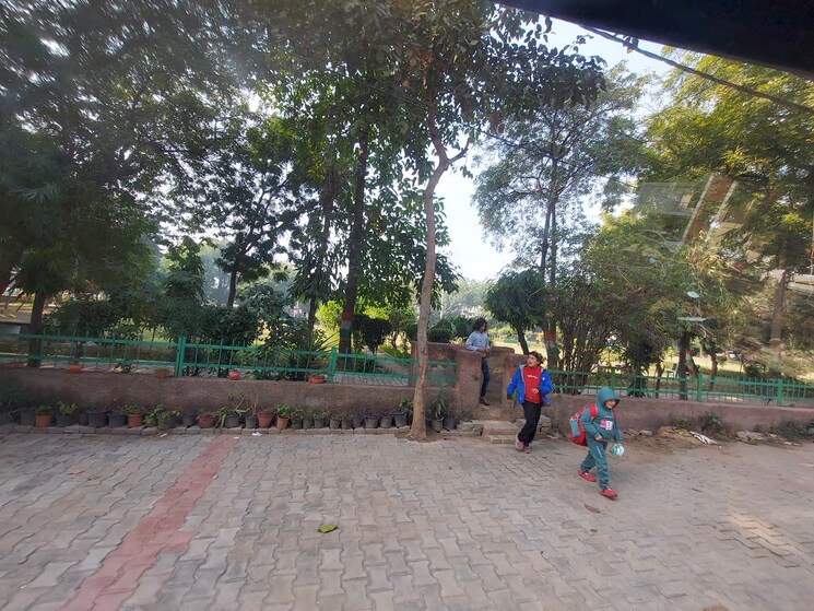 Garden, rajendra nagar  408 Sq.Yd. Plot In Rajendra Nagar Ghaziabad 8193552