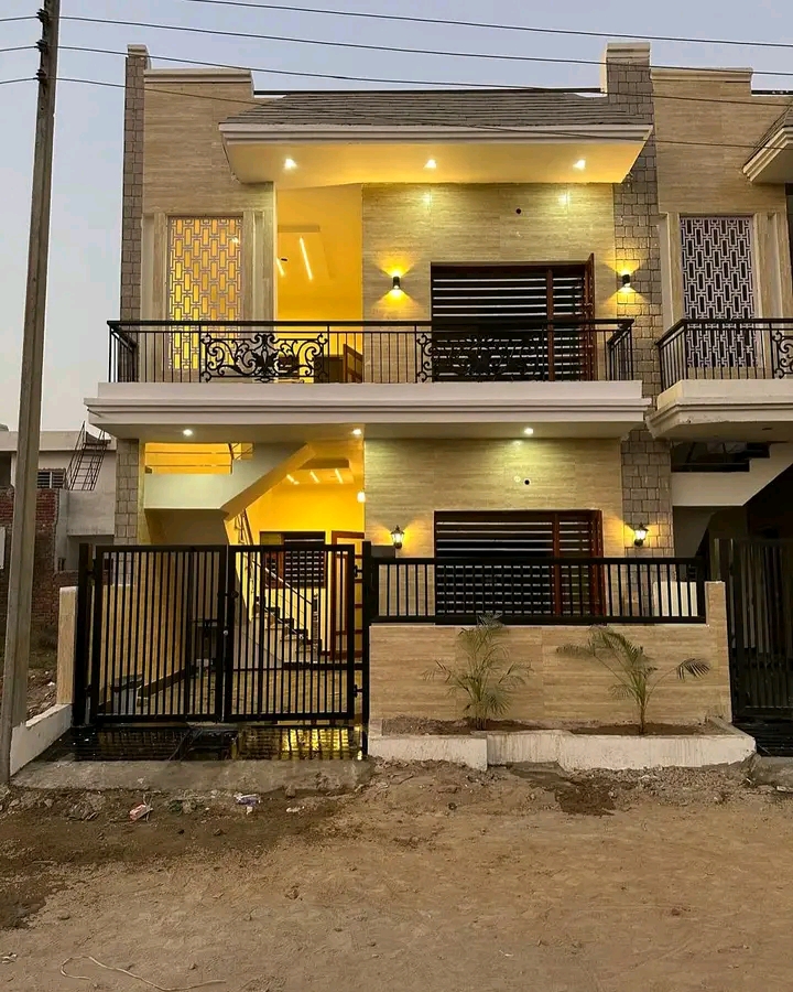 3 BHK + Servant Room,Study Room,Extra Room Independent House For Sale in Real Estate Advisor 