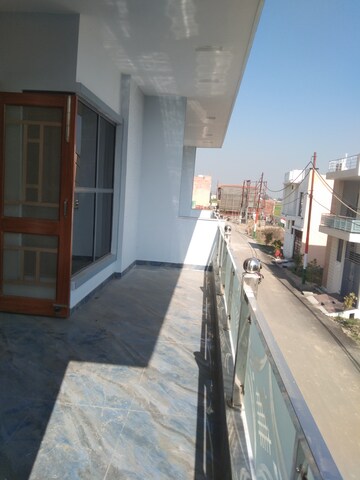 3 BHK Builder Floor – Exterior View View at Meerut Cantt - for Sale