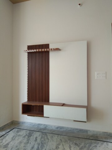 Room in 3 BHK Builder Floor at Meerut Cantt – for Sale