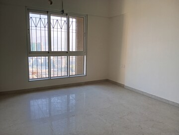 Room in 2 BHK Apartment at Dosti West County, Balkum Pada – for Rent