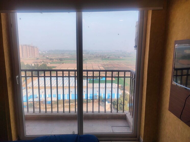 Balcony, ambala highway 1 Bedroom 650 Sq.Ft. Apartment In Ambala Highway Zirakpur 8193766