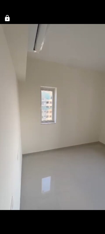 Bedroom in 1 BHK Apartment at Omkar Signet, Malad East – for Rent