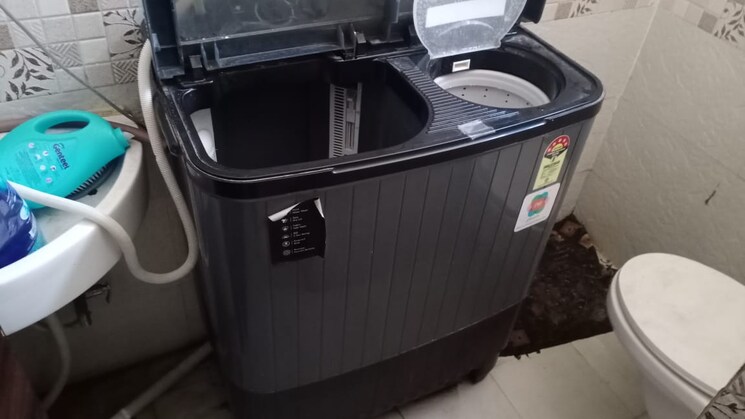 Bathroom, dhakoli village 3 Bedroom 1035 Sq.Ft. Builder Floor In Dhakoli Village Zirakpur 8193869