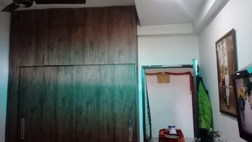 Furnished Amenities in 3 BHK Builder Floor at Dhakoli Village – for Sale