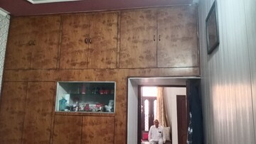 Furnished Amenities in 3 BHK Builder Floor at Dhakoli Village – for Sale