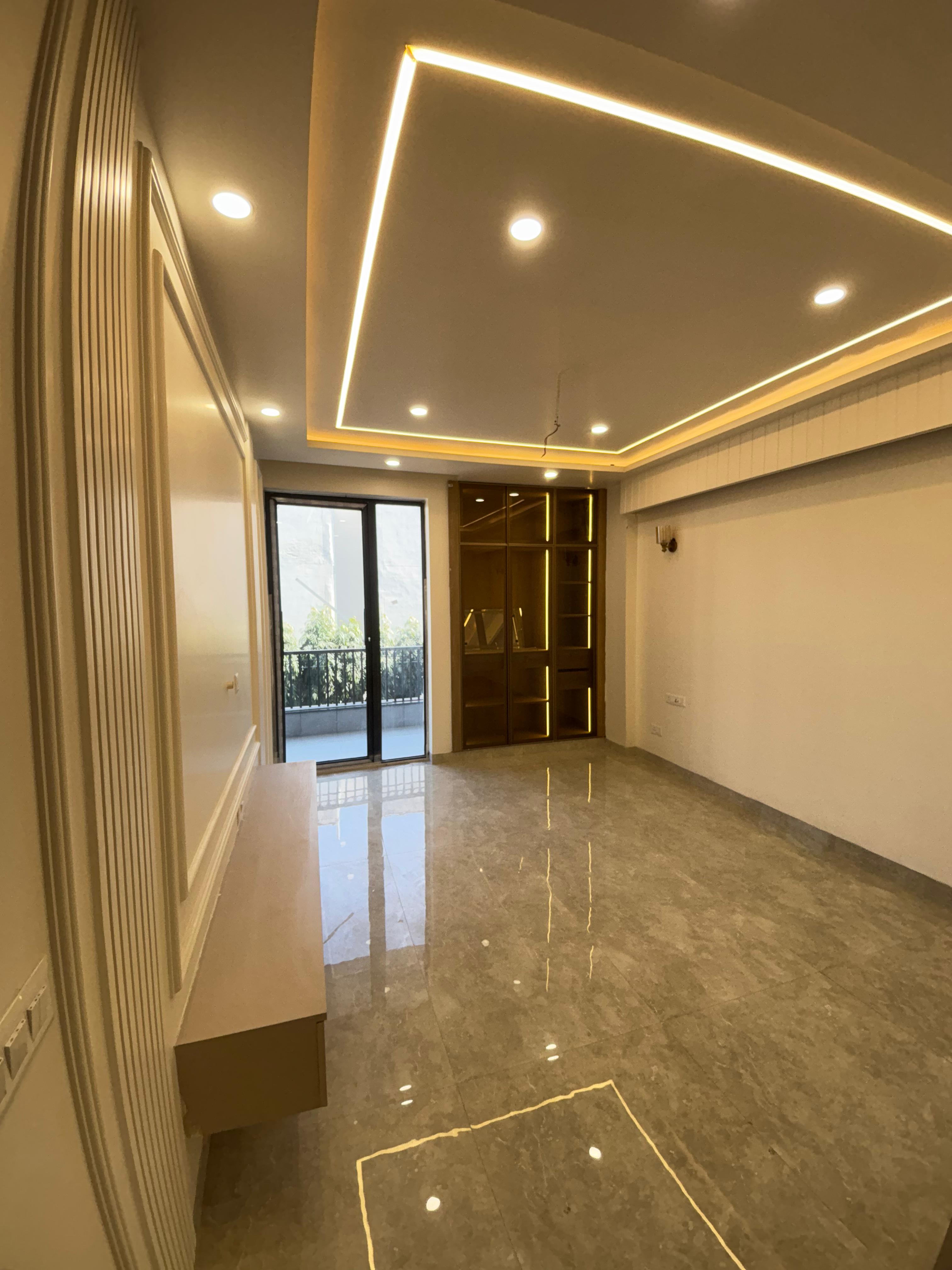 4 BHK + Servant Room Builder Floor For Sale in Omaxe Designer Villas Mayfield Garden