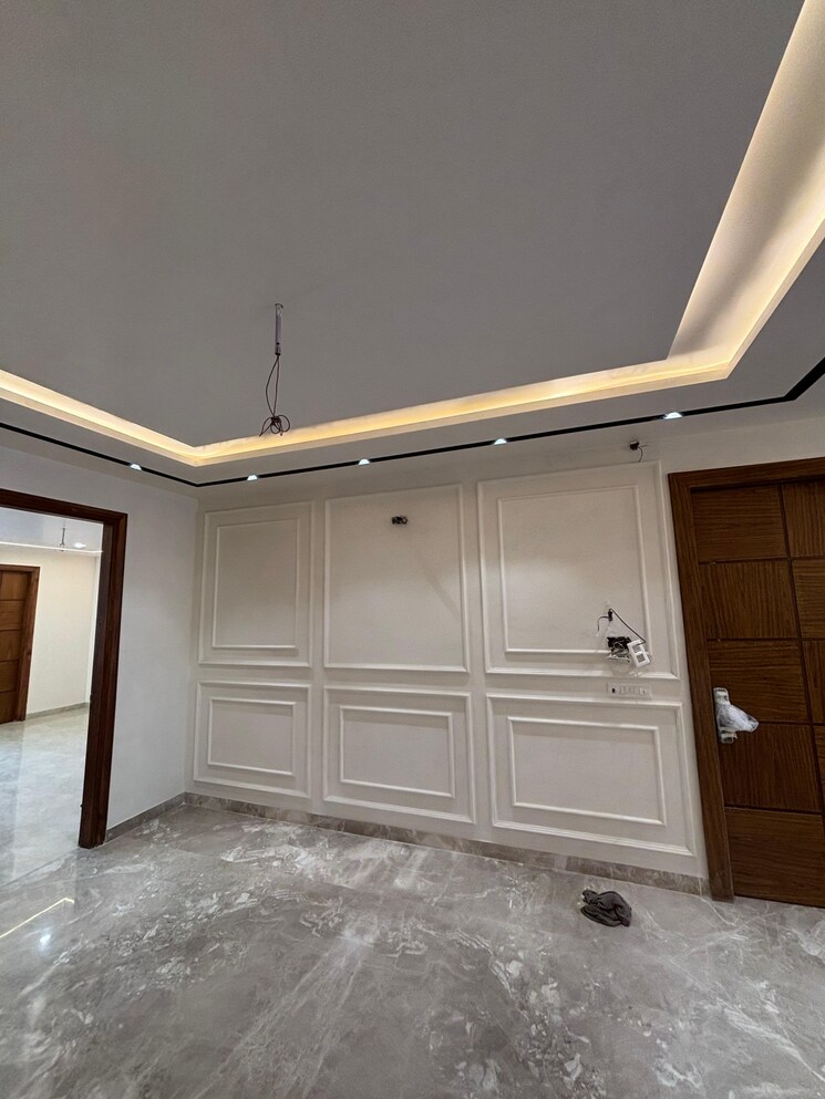 undefined, omaxe-designer-villas-mayfield-garden 4 Bedroom 2700 Sq.Ft. Builder Floor In Sector 51 Gurgaon 8193871