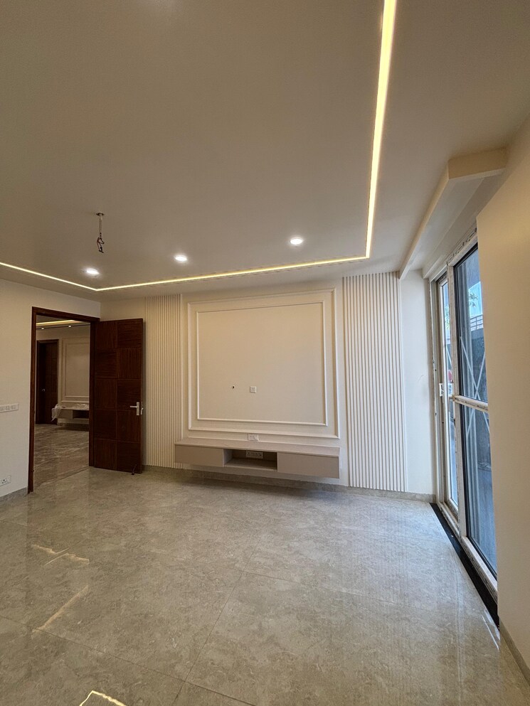 Room, omaxe-designer-villas-mayfield-garden 4 Bedroom 2700 Sq.Ft. Builder Floor In Sector 51 Gurgaon 8193871