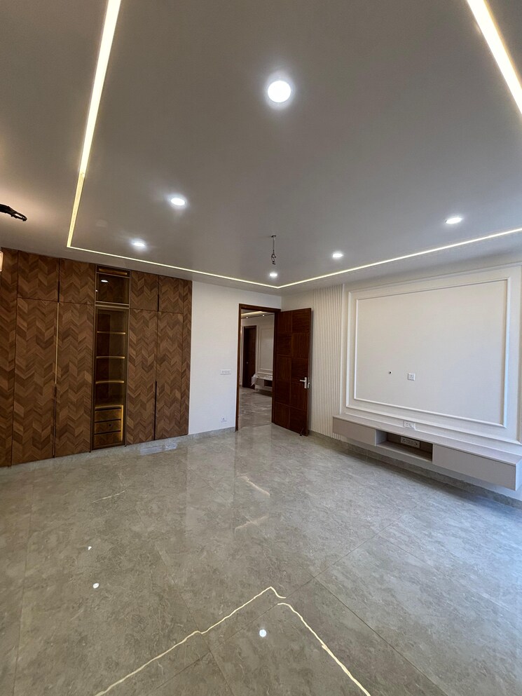 Room, omaxe-designer-villas-mayfield-garden 4 Bedroom 2700 Sq.Ft. Builder Floor In Sector 51 Gurgaon 8193871