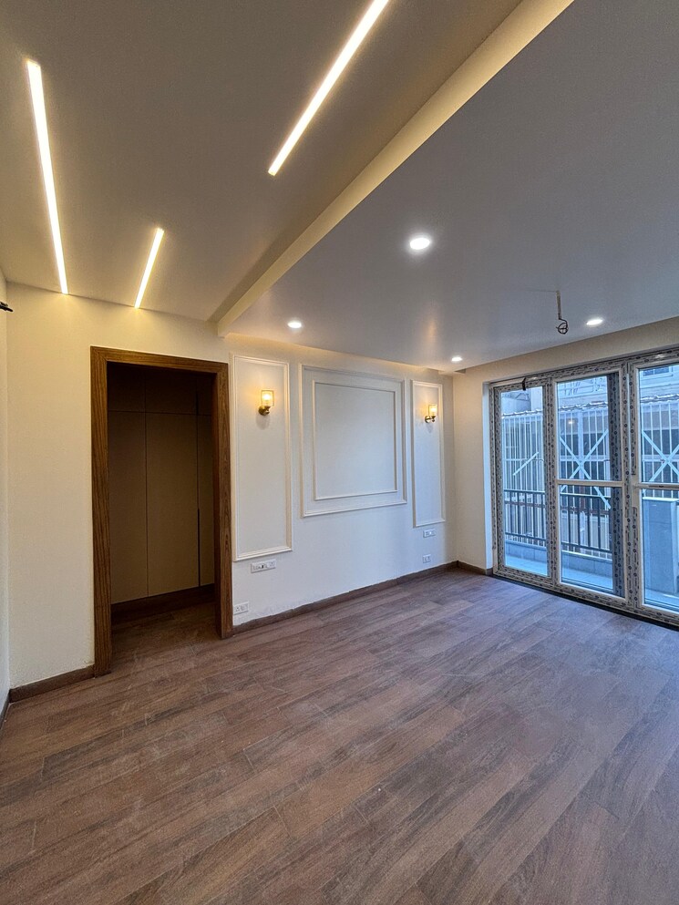 Room, omaxe-designer-villas-mayfield-garden 4 Bedroom 2700 Sq.Ft. Builder Floor In Sector 51 Gurgaon 8193871