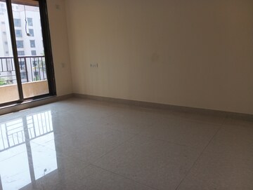 Room in 2 BHK Apartment at Vedant Sumeet Elegance 360, Manpada – for Rent