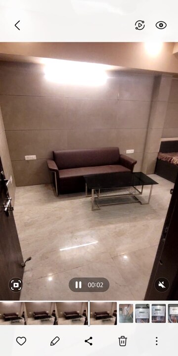 Bedroom in 2 BHK Builder Floor at Sector 43 – for Rent