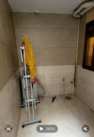 Bathroom in 2 BHK Builder Floor at Sector 43 – for Rent