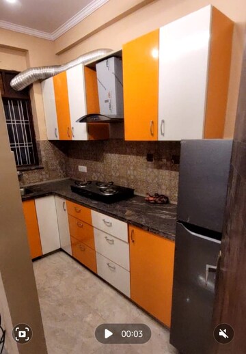 Kitchen in 2 BHK Builder Floor at Sector 43 – for Rent