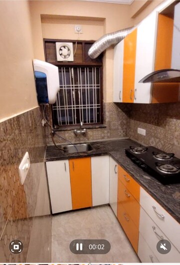 Kitchen in 2 BHK Builder Floor at Sector 43 – for Rent