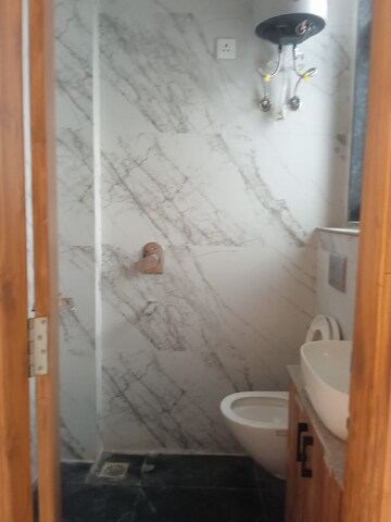 Bathroom in 3 BHK Builder Floor at Kohli One Malibu Town, Sector 47 – for Rent