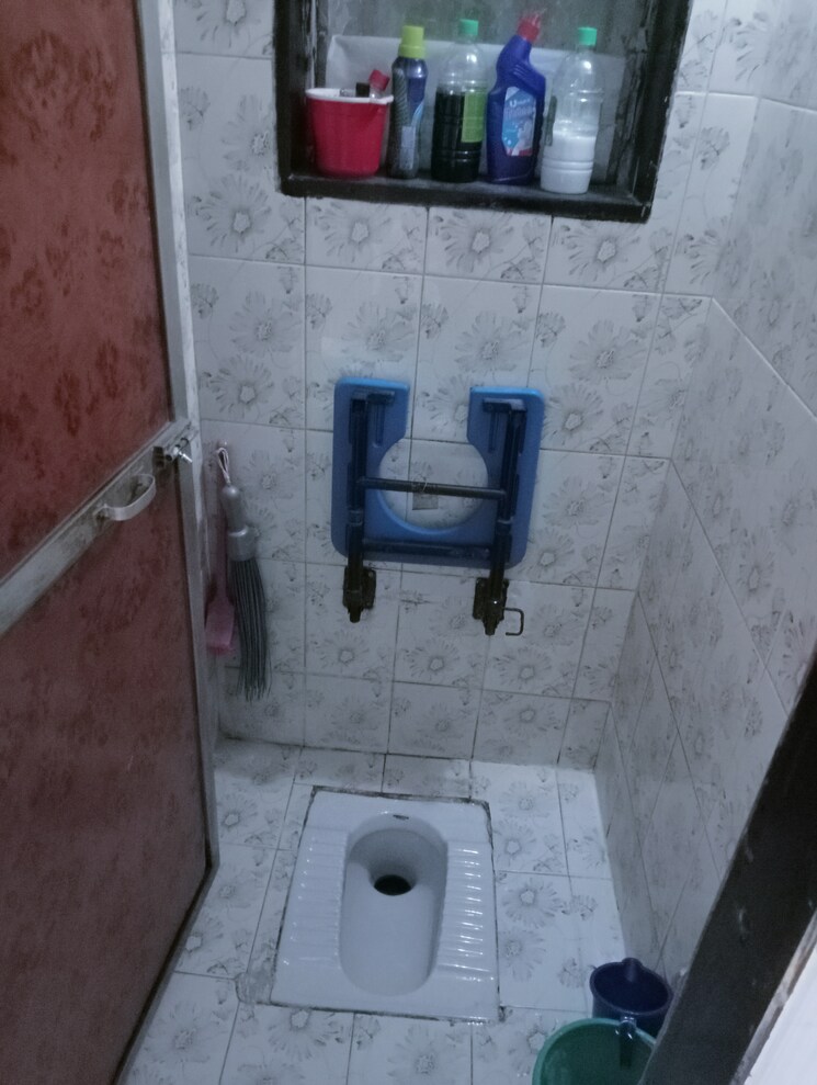 Bathroom, krishna-kripa 1 RK 380 Sq.Ft. Apartment In Kalwa Thane 8194050