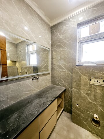 Kitchen in 4 BHK Builder Floor at Omaxe Designer Villas Mayfield Garden, Sector 51 – for Sale