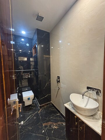 Bathroom in 2 BHK Builder Floor at Dwarka Mor – for Rent