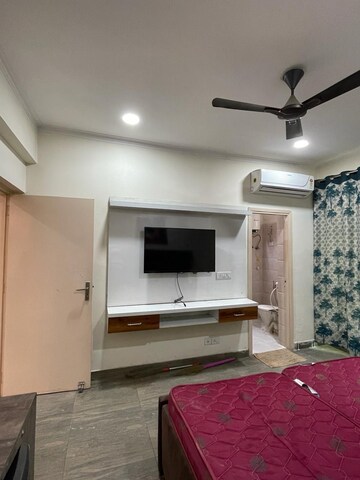 Furnished Amenities in 3 BHK Villa at Shri Rameshtha Aroma Villas, Sector 10 Greater Noida – for Sale